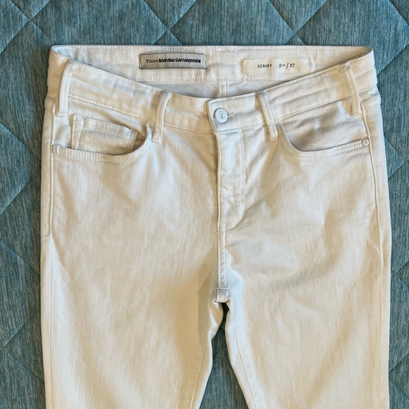 Script Cropped Pants - Picture 3 of 6
